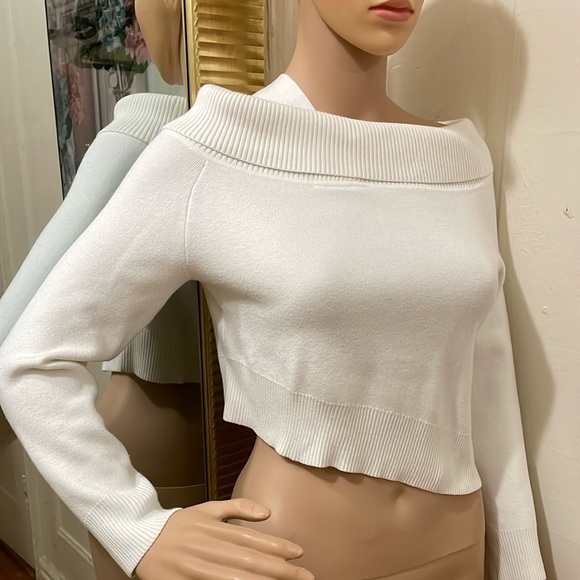 YUYU White Ribbed Knit Sweater - Picture 8 of 10